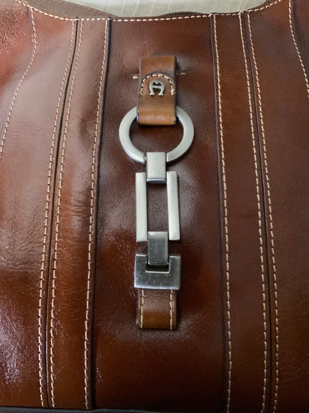 Etienne Aigner Hand-Made Leather Handbag - Picture 5 of 10